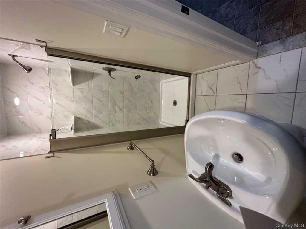 18 Maple Avenue, Suffern, NY 10901 - Photo 15 of 24