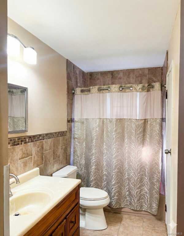 1 Bristol Court, New City, NY 10956 - Photo 15 of 33