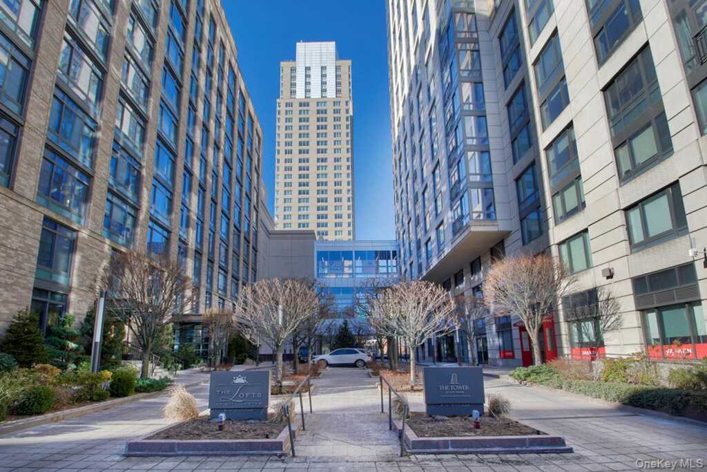 10 City Place, Unit #PH4C, White Plains, NY 10601