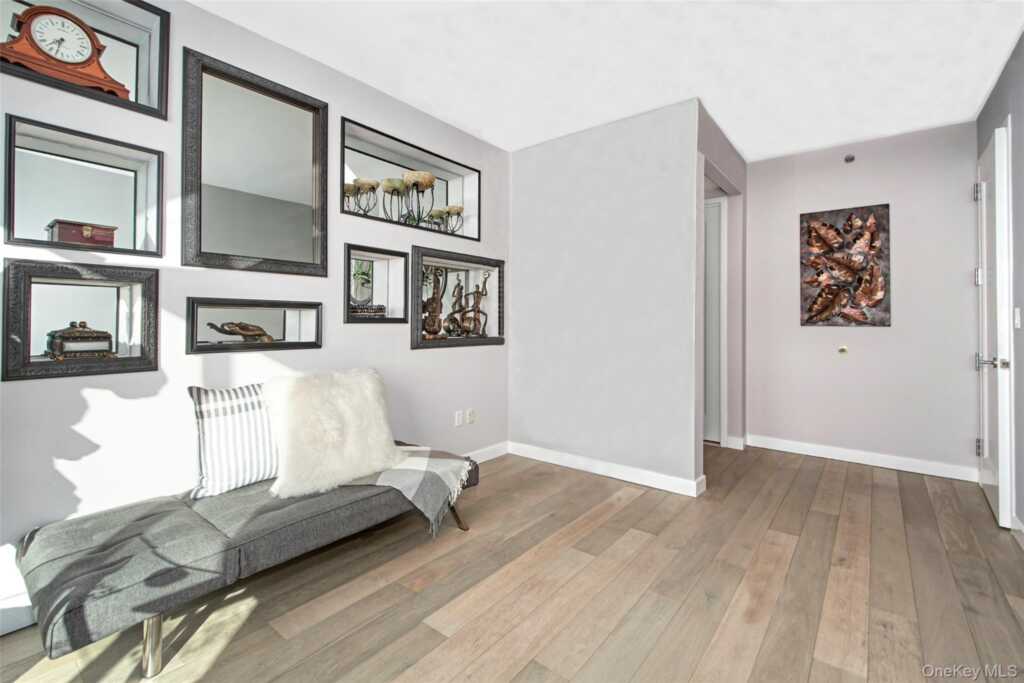 10 City Place, Unit #PH4C, White Plains, NY 10601 - Photo 20 of 38