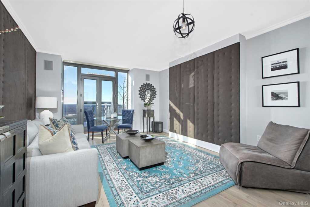 10 City Place, Unit #PH4C, White Plains, NY 10601 - Photo 3 of 38