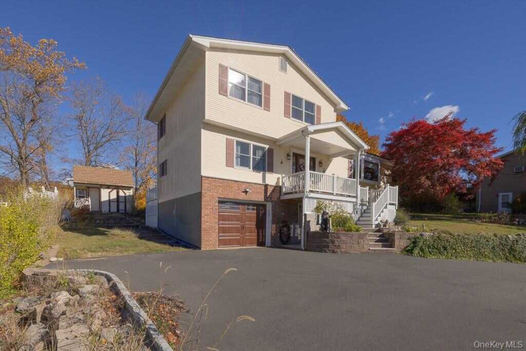 9 Georgian Drive, Stony Point, NY 10980 - Photo 4 of 36