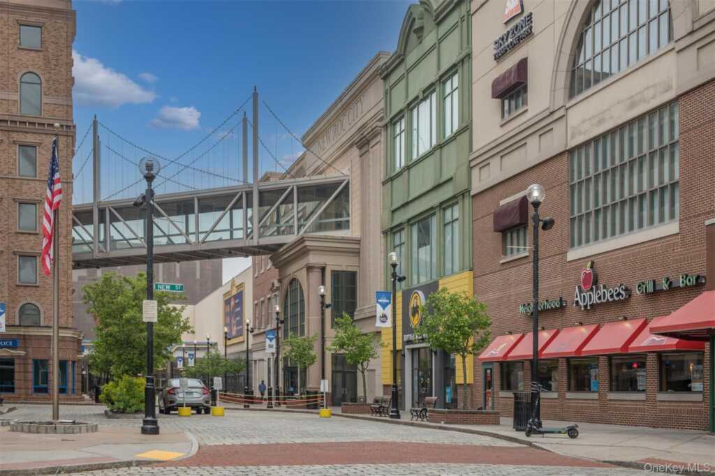 132 Mayflower Avenue, New Rochelle, NY 10801 - Photo 20 of 23