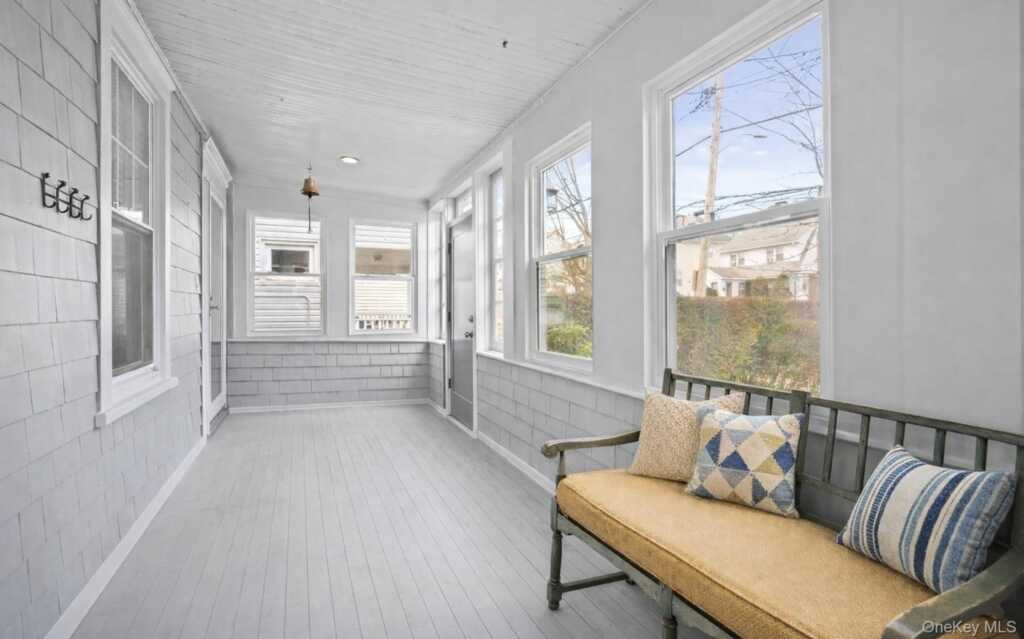 132 Mayflower Avenue, New Rochelle, NY 10801 - Photo 7 of 23