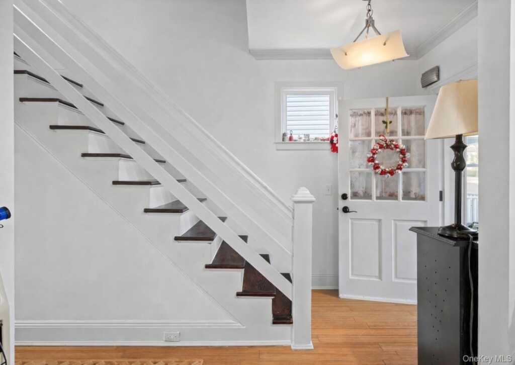 132 Mayflower Avenue, New Rochelle, NY 10801 - Photo 8 of 23