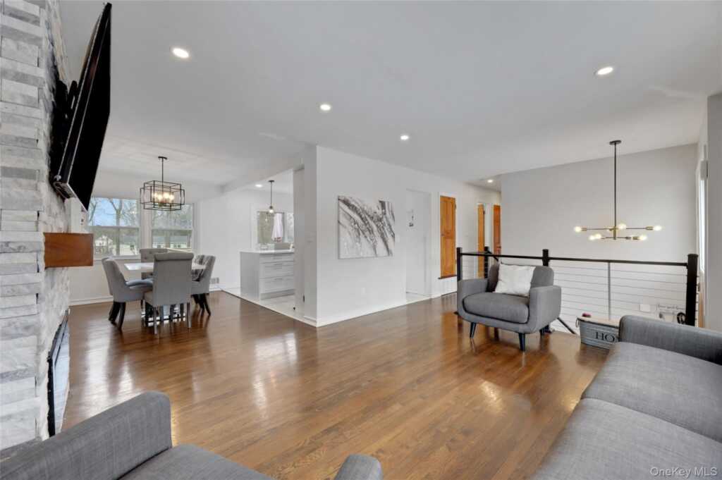 8 Jodi Lane, New City, NY 10956 - Photo 6 of 37