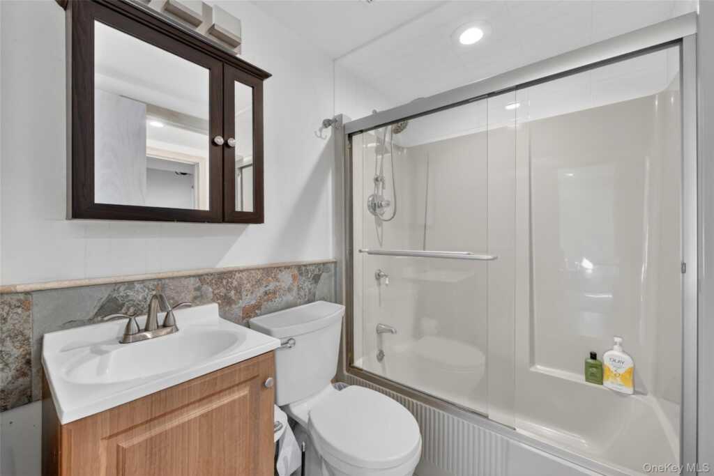 288 S Boulevard, Nyack, NY 10960 - Photo 31 of 46