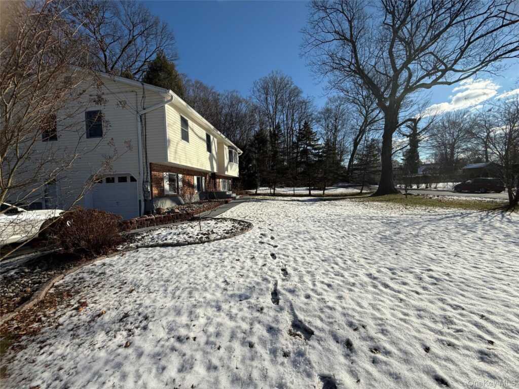 11 Central Avenue, New City, NY 10956 - Photo 25 of 30