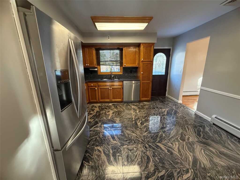 11 Central Avenue, New City, NY 10956 - Photo 5 of 30