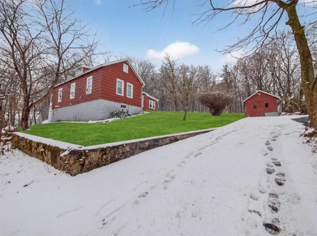 17 Waldron Avenue, Nyack, NY 10960 - Photo 2 of 31