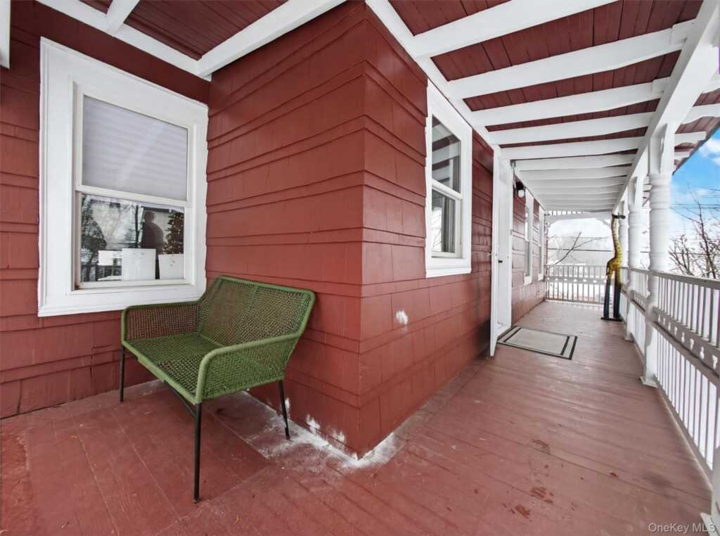 17 Waldron Avenue, Nyack, NY 10960 - Photo 4 of 31