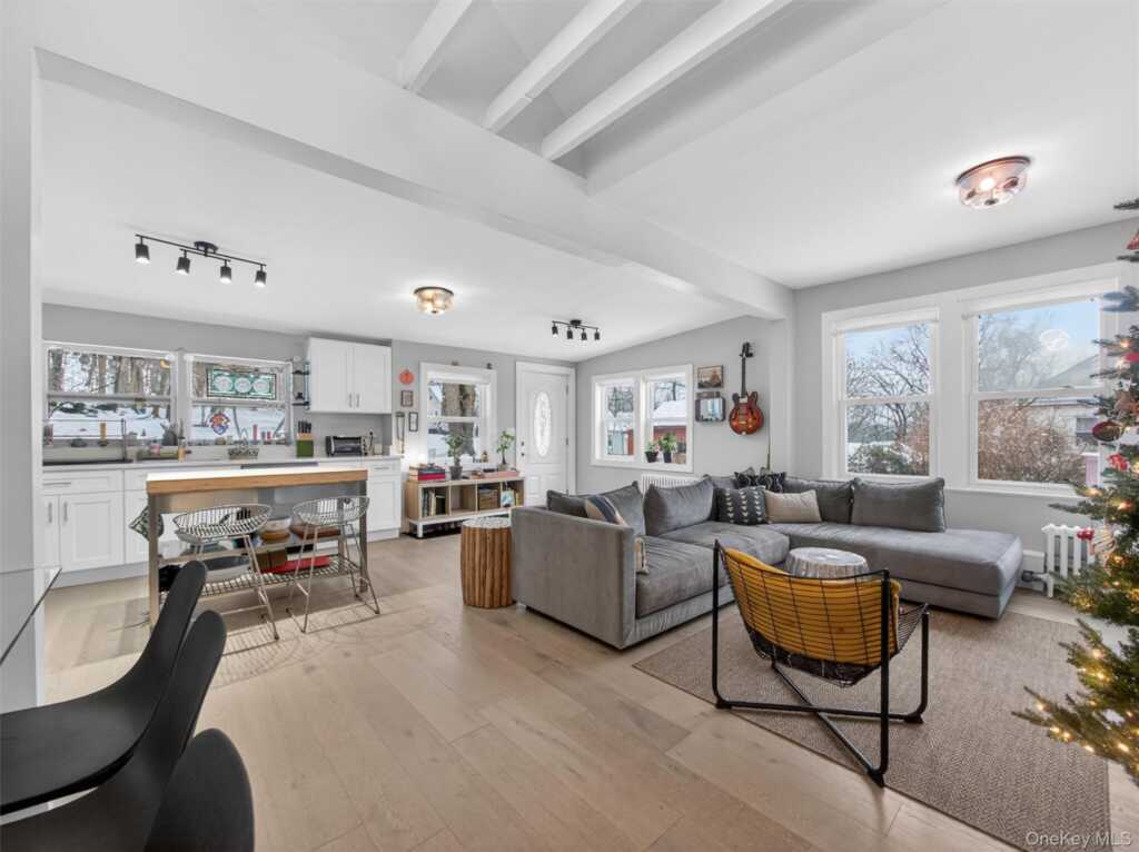 17 Waldron Avenue, Nyack, NY 10960 - Photo 7 of 31