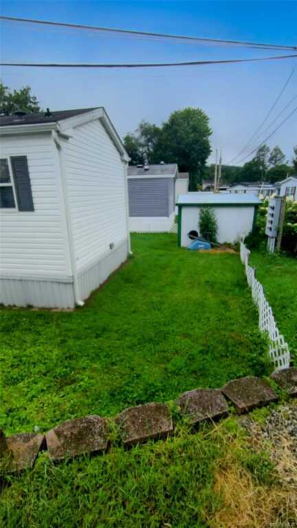 57 Mountain View Mobile Home Park, Stony Point, NY 10980 - Photo 6 of 15