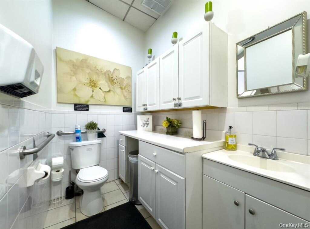 32 N Main Street, Rye, NY 10573 - Photo 10 of 17