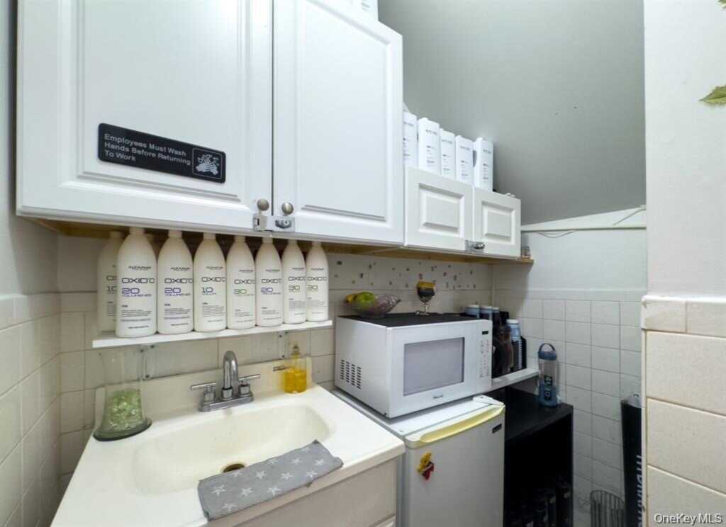 32 N Main Street, Rye, NY 10573 - Photo 14 of 17