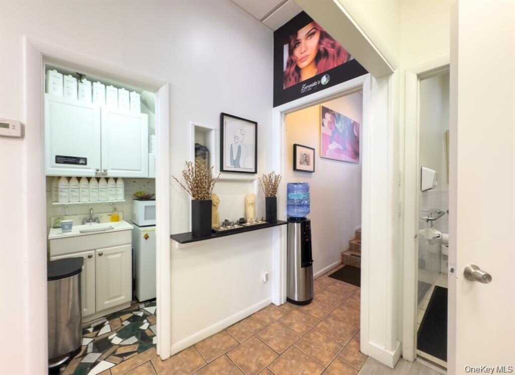 32 N Main Street, Rye, NY 10573 - Photo 16 of 17