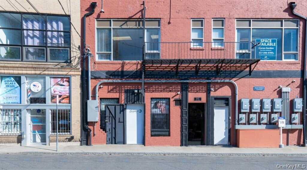 32 N Main Street, Rye, NY 10573 - Photo 3 of 17