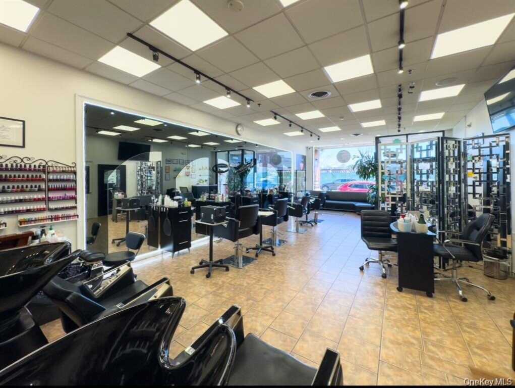 32 N Main Street, Rye, NY 10573 - Photo 5 of 17