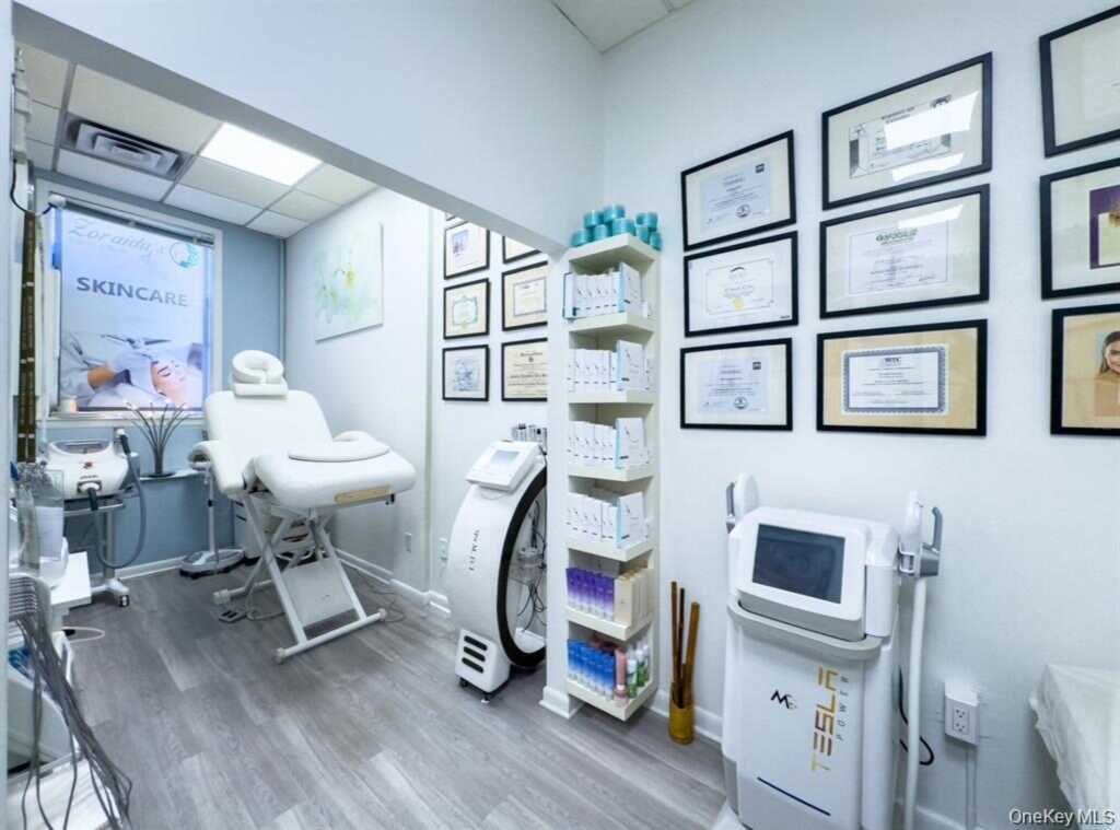 32 N Main Street, Rye, NY 10573 - Photo 6 of 17