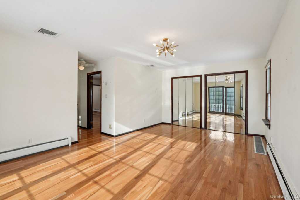 12 Stratford Place, New City, NY 10956 - Photo 22 of 47