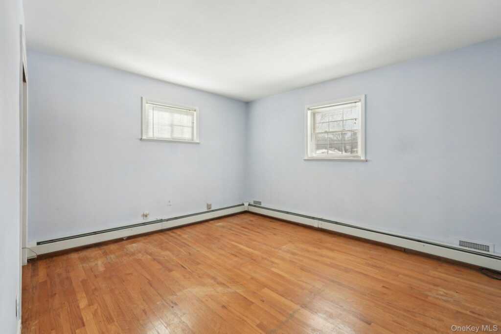 12 Stratford Place, New City, NY 10956 - Photo 31 of 47