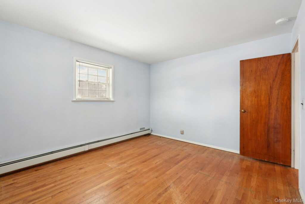 12 Stratford Place, New City, NY 10956 - Photo 34 of 47
