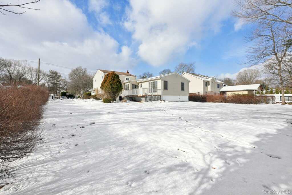 12 Stratford Place, New City, NY 10956 - Photo 40 of 47