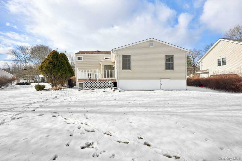 12 Stratford Place, New City, NY 10956 - Photo 42 of 47