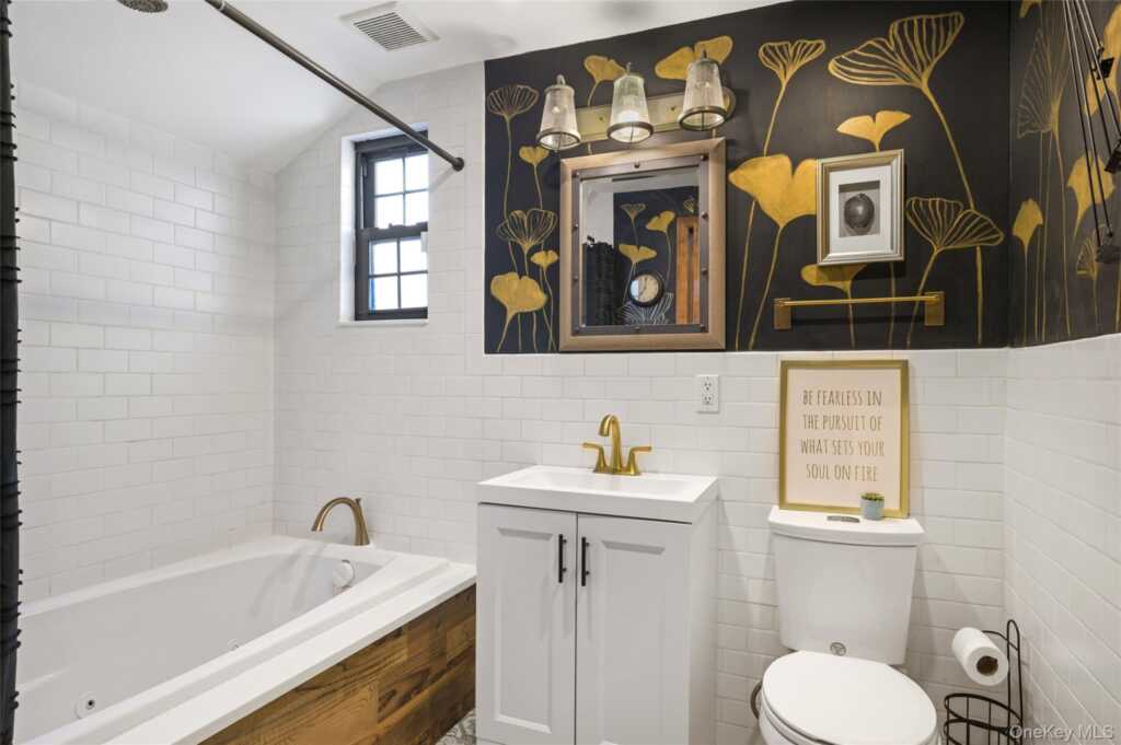 150 Kings Highway, New Rochelle, NY 10801 - Photo 11 of 19