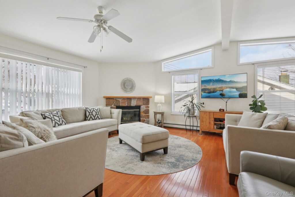 36 Liberty Drive, Stony Point, NY 10980 - Photo 8 of 42