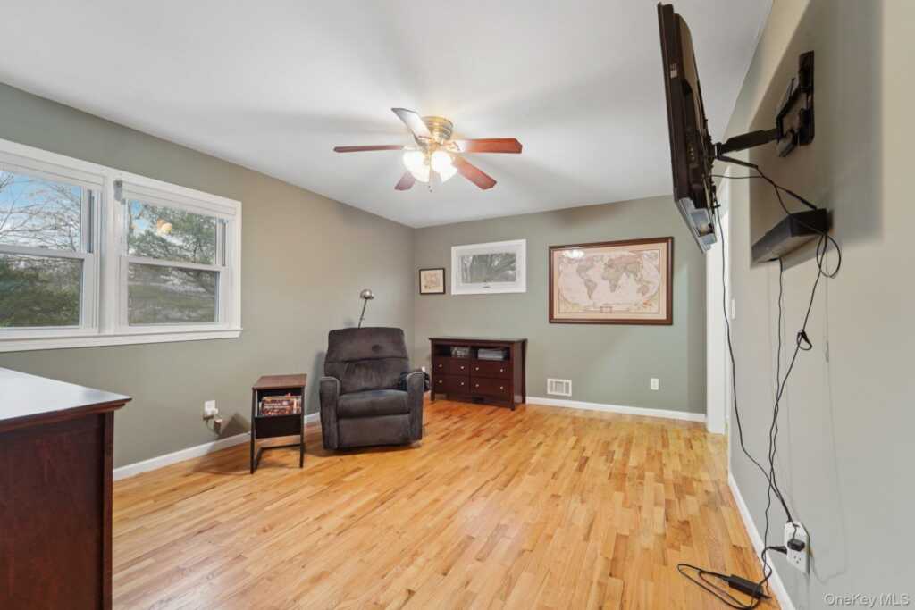 84 Townline Road, Nanuet, NY 10954 - Photo 22 of 44