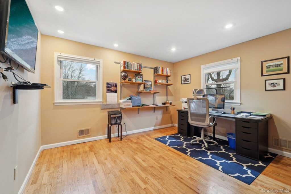 84 Townline Road, Nanuet, NY 10954 - Photo 26 of 44