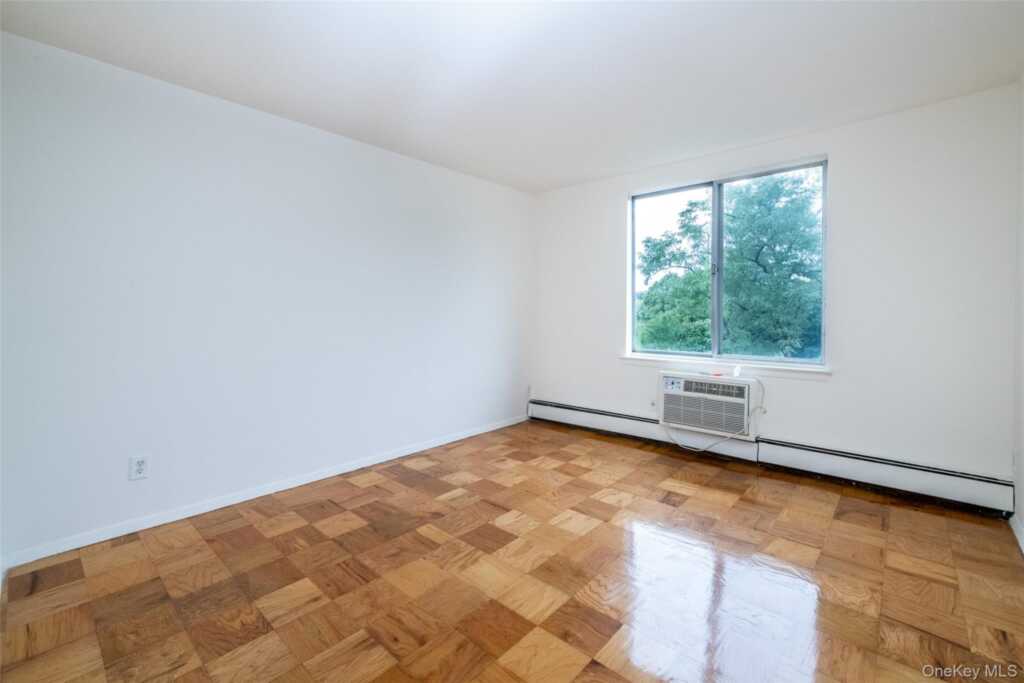 125 Lake Street, Unit #12-N North, White Plains, NY 10604 - Photo 6 of 28