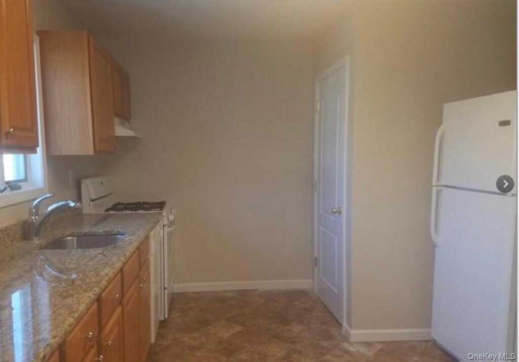 157 Lafayette Avenue, Suffern, NY 10901 - Photo 4 of 10