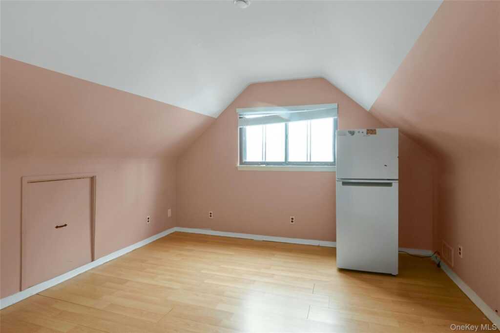 8 Windmill Lane, New City, NY 10956 - Photo 21 of 33