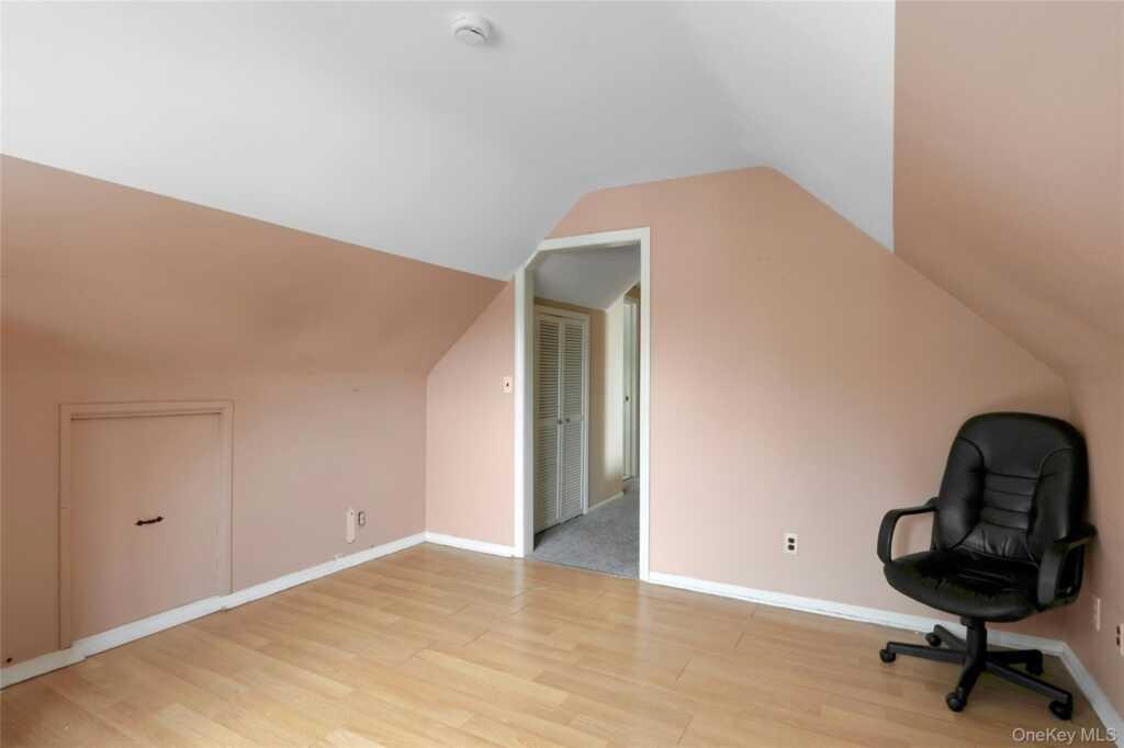 8 Windmill Lane, New City, NY 10956 - Photo 22 of 33