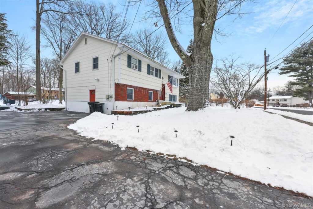 27 Rinne Road, Nanuet, NY 10954 - Photo 22 of 26