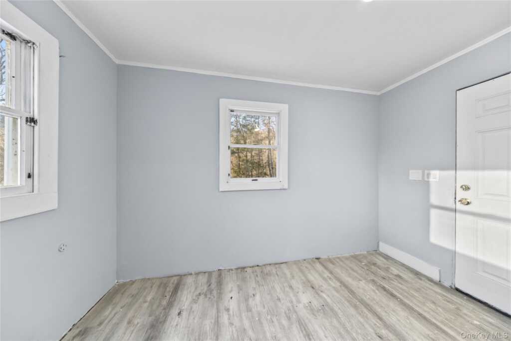 996 Haverstraw Road, Suffern, NY 10901 - Photo 13 of 50