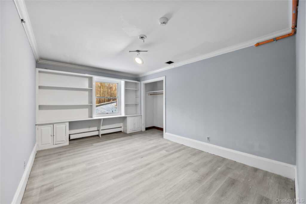 996 Haverstraw Road, Suffern, NY 10901 - Photo 22 of 50