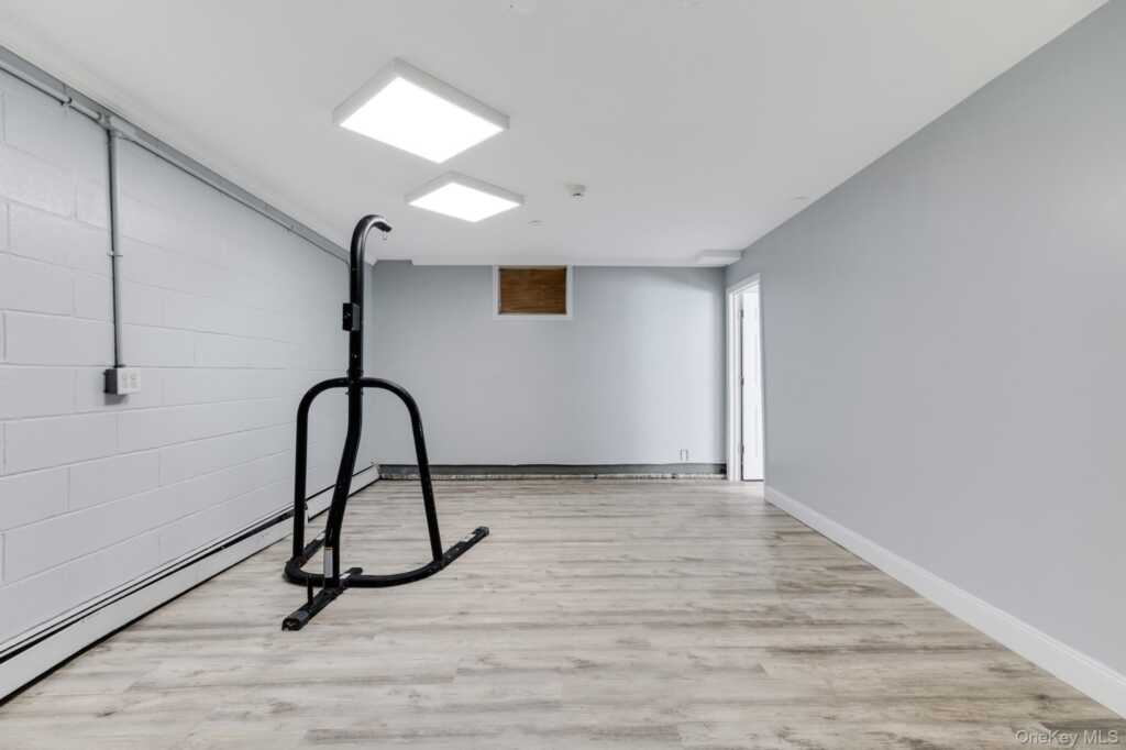 996 Haverstraw Road, Suffern, NY 10901 - Photo 30 of 50