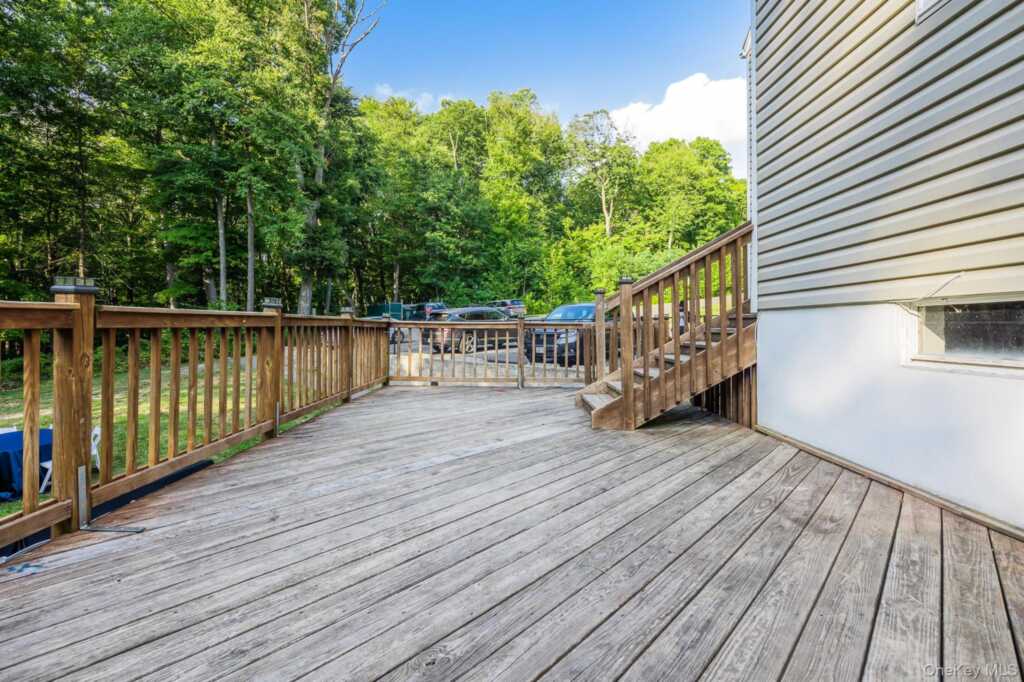 996 Haverstraw Road, Suffern, NY 10901 - Photo 39 of 50