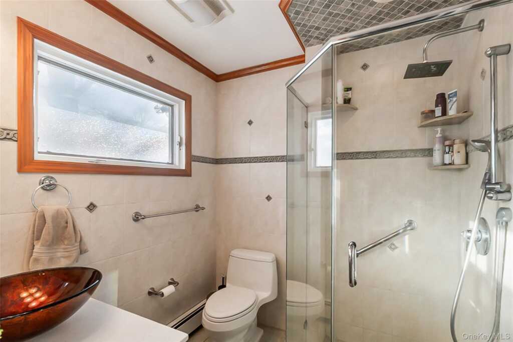 2 Henry Court, Nanuet, NY 10954 - Photo 18 of 48