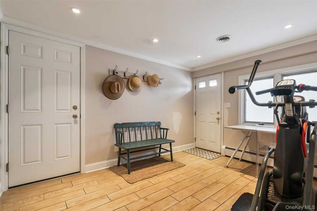 2 Henry Court, Nanuet, NY 10954 - Photo 27 of 48