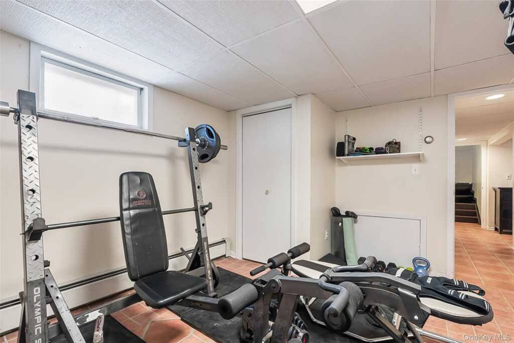 2 Henry Court, Nanuet, NY 10954 - Photo 34 of 48