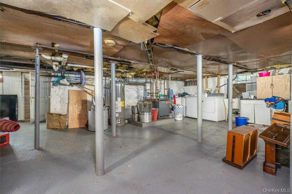 23 Sky Meadow Road, Suffern, NY 10901 - Photo 17 of 36