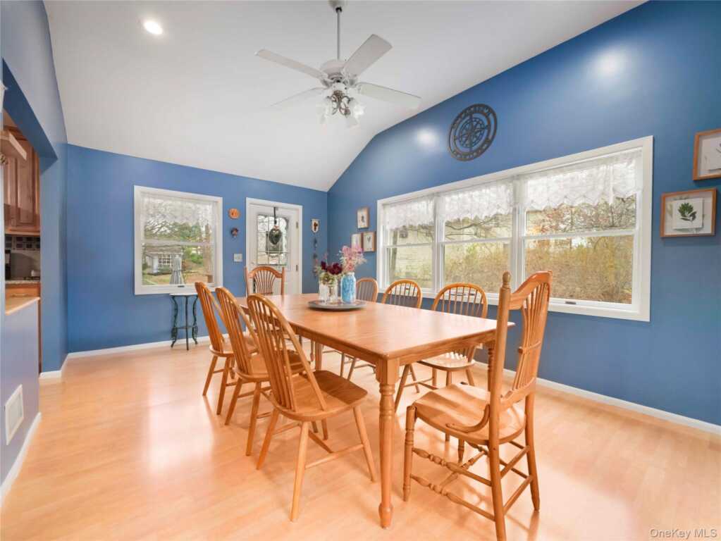 132 Shetland Drive, New City, NY 10956 - Photo 16 of 32