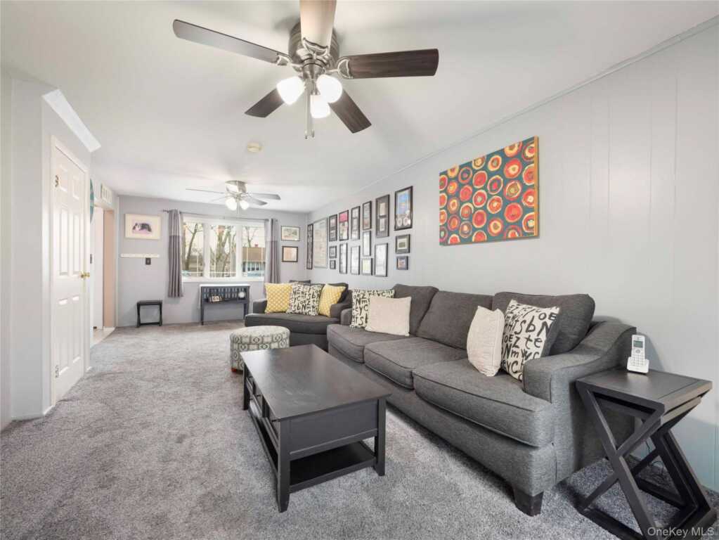 132 Shetland Drive, New City, NY 10956 - Photo 6 of 32