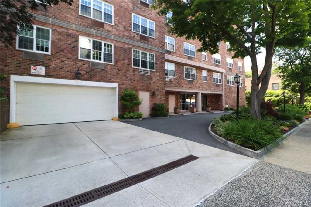 2 Old Mamaroneck Road, Unit #5I, White Plains, NY 10605 - Photo 12 of 14