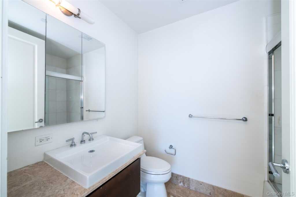 175 Huguenot Street, Unit #1402, New Rochelle, NY 10801 - Photo 19 of 24