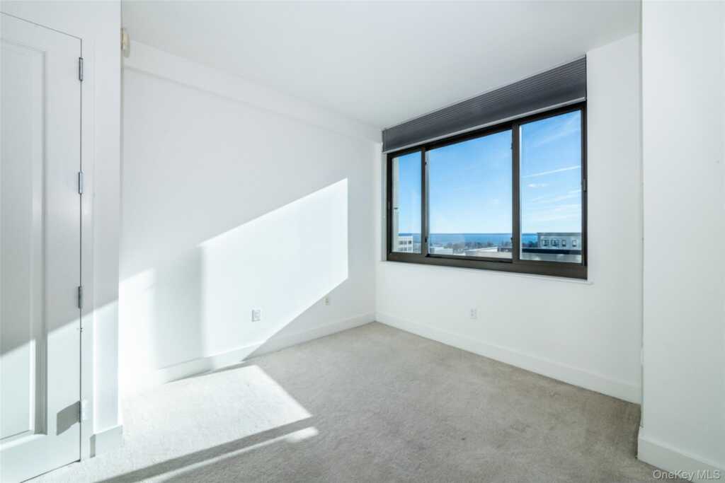 175 Huguenot Street, Unit #1402, New Rochelle, NY 10801 - Photo 21 of 24